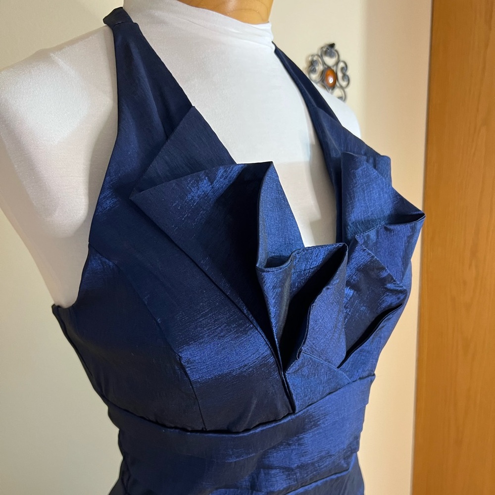 Stunning Blue Taffeta Party Dress - Picture 2 of 13